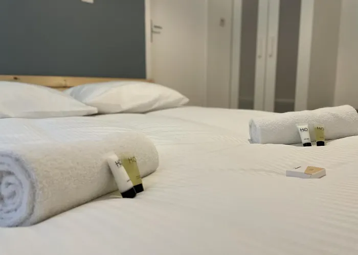 Saphir, Hyper Centre Ville Au Calme Au Fond D\'Une Impasse
